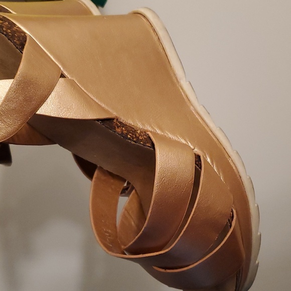 Sandals - Picture 4 of 7